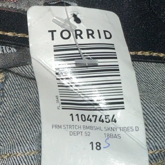 Women's Torrid Bombshell Skinny Premium Stretch Denim Jeans SZ 18S NEW WITH TAGS - Picture 5 of 9